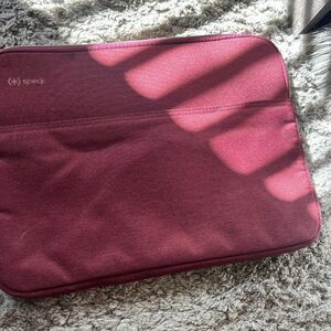 Speck laptop case